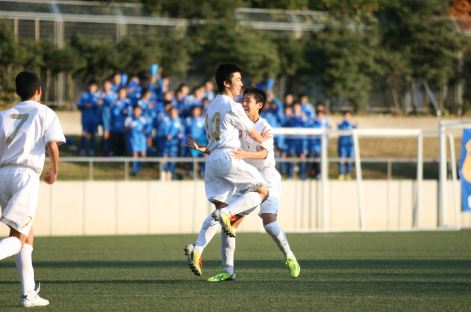 第57回 東京都中学校サッカー新人大会 決勝 写真1