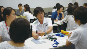 女子国際審判員対談 山下良美さん × 坊薗真琴さん　「目の前の試合を積み重ねる」 写真1